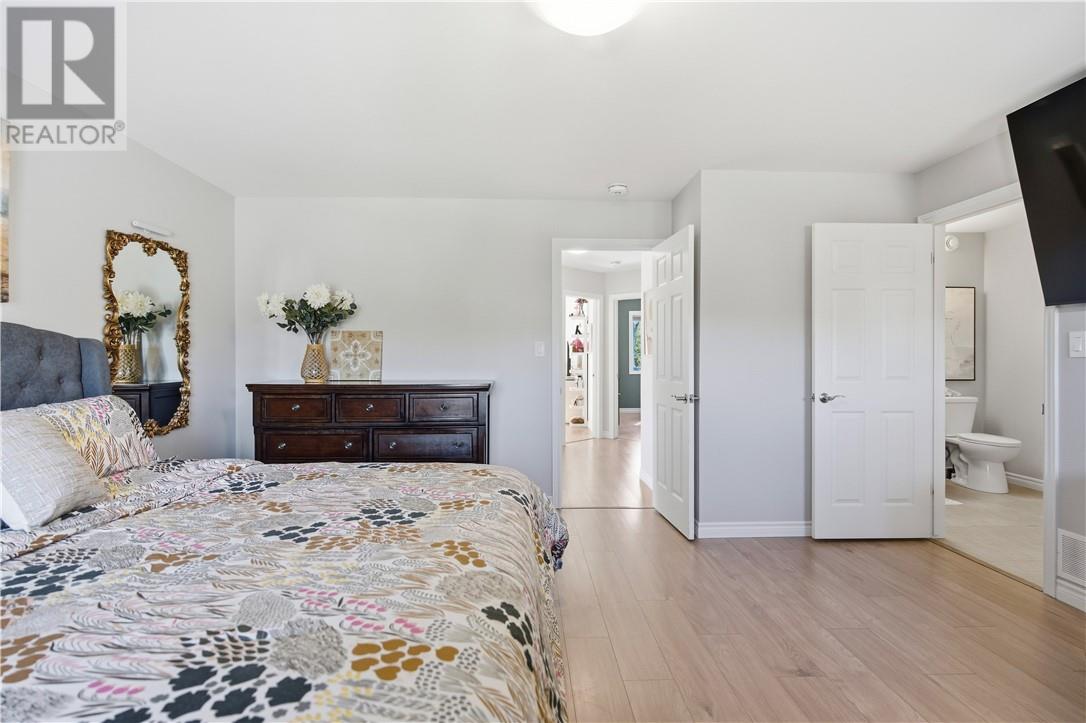 59 Herman Mayer Drive - Image 27