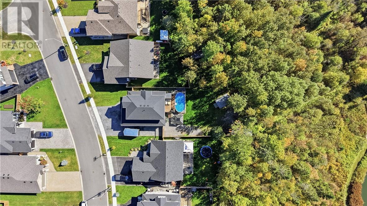 59 Herman Mayer Drive - 33