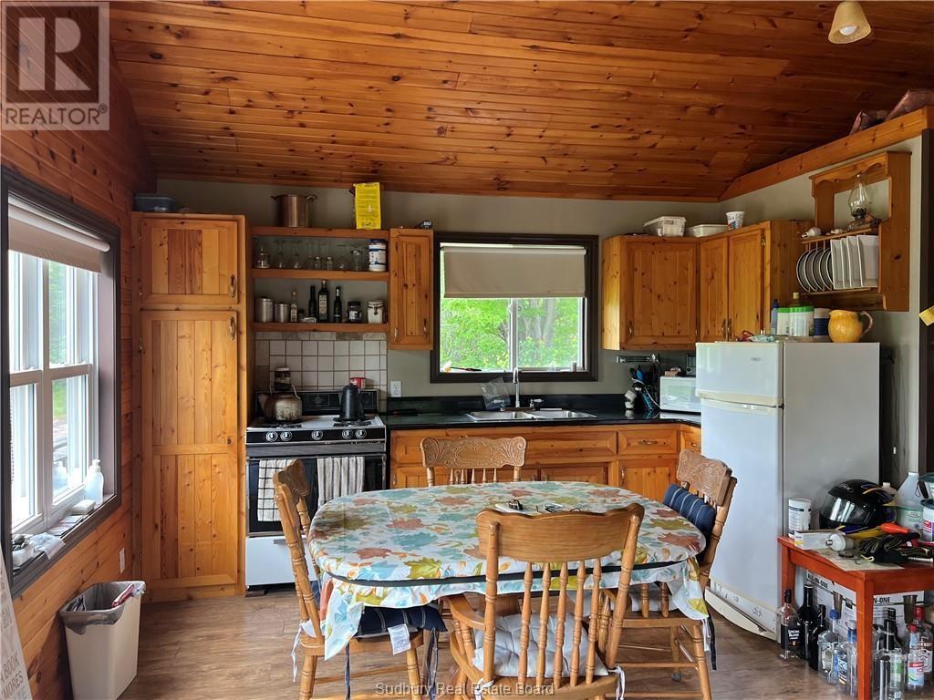 982 Musky Bay Road — photo 7