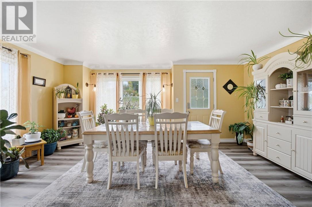 7141 Hwy 17 E - Image 10