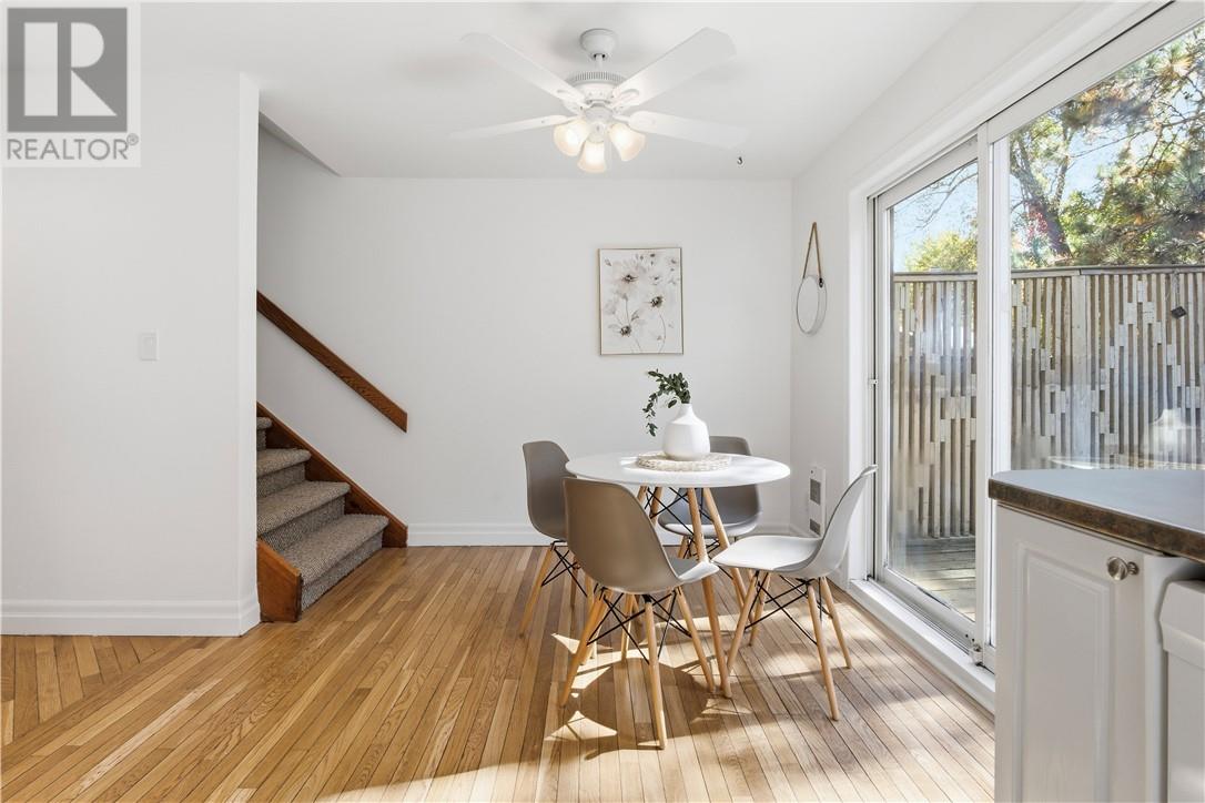 928 Beverly - Image 14