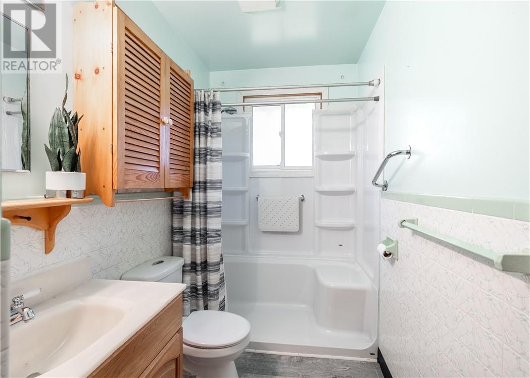 4738 Fergus Avenue - 17