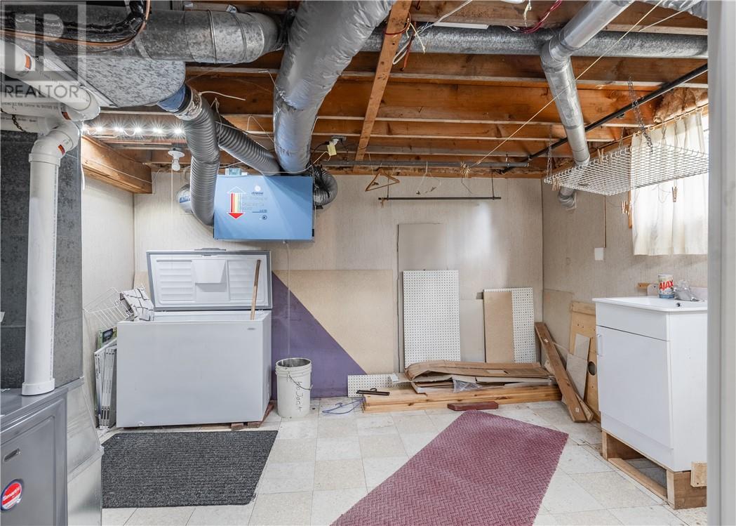 4738 Fergus Avenue - 28