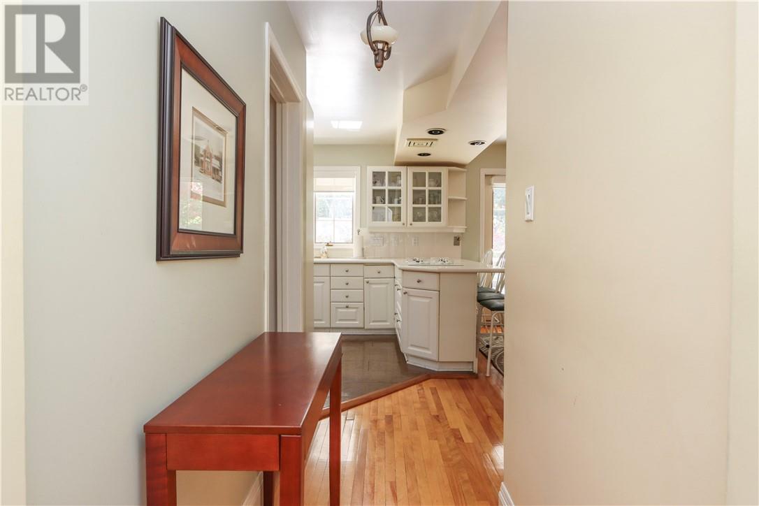 105 Wembley Drive - 14