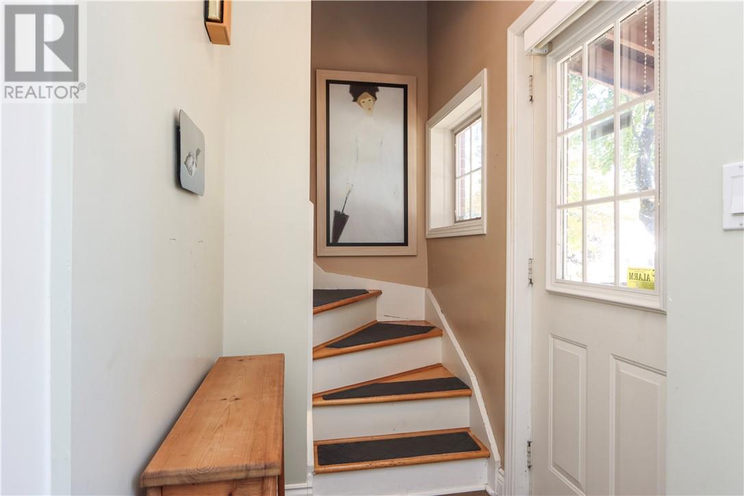105 Wembley Drive - 21