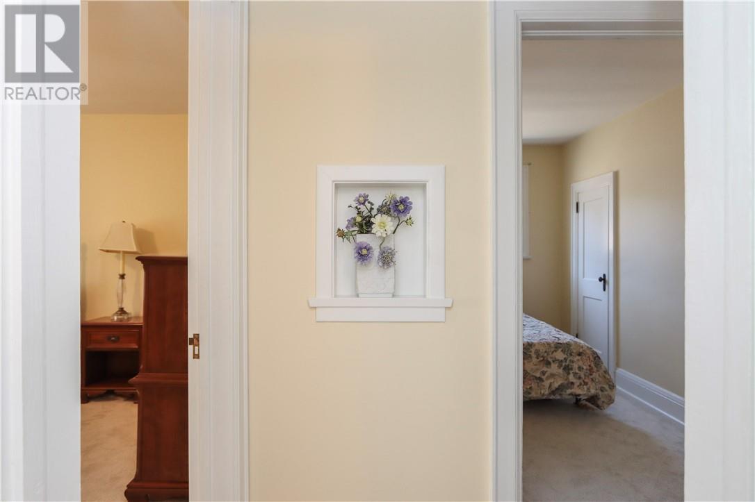 105 Wembley Drive - Image 35