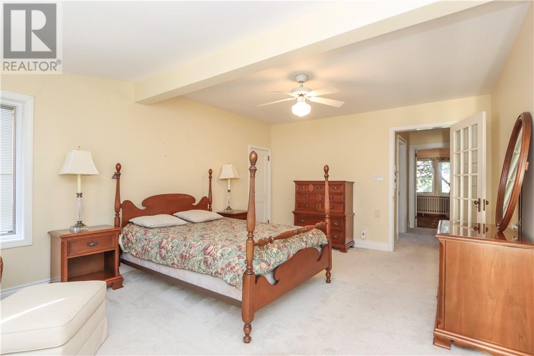 105 Wembley Drive - Image 39