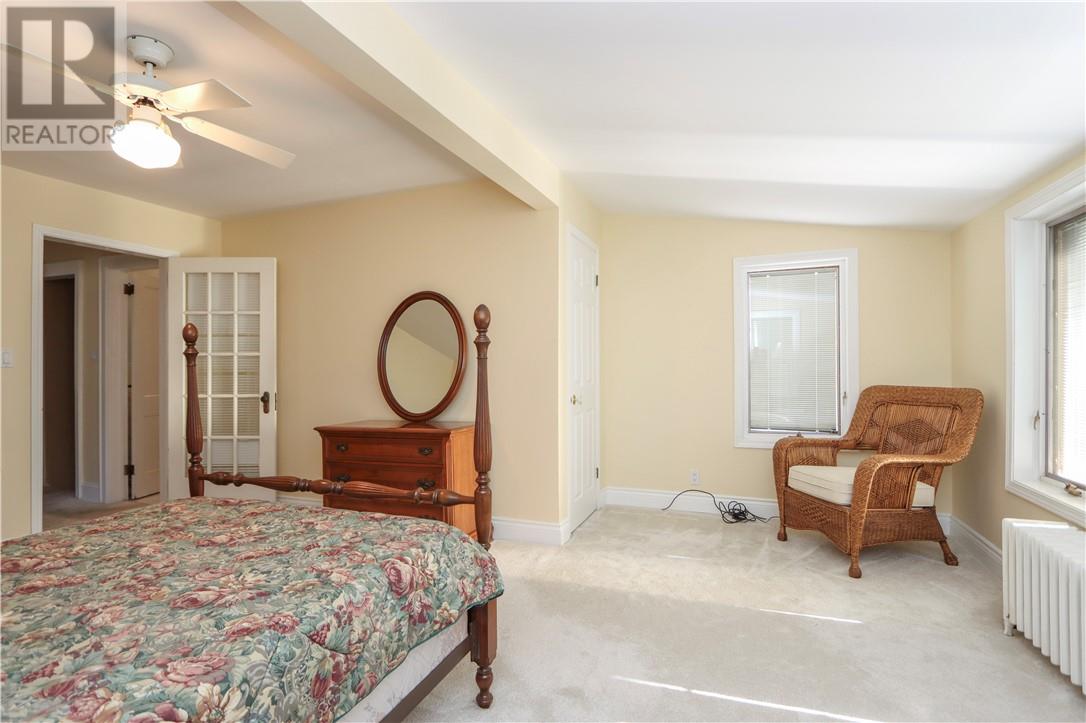 105 Wembley Drive - 40