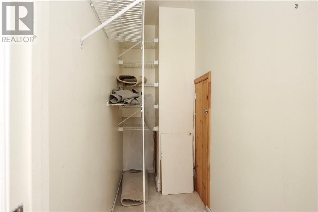 105 Wembley Drive - 42