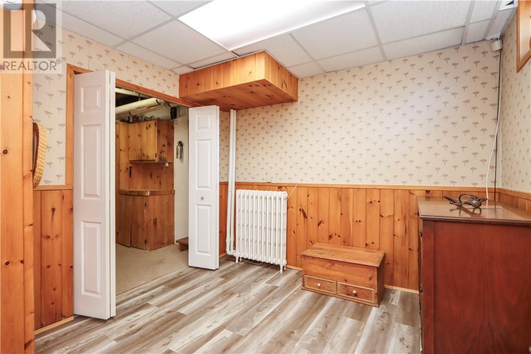 105 Wembley Drive - 44