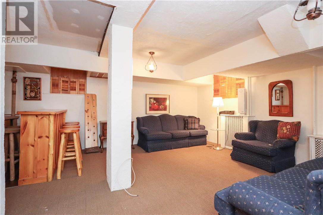 105 Wembley Drive - Image 52