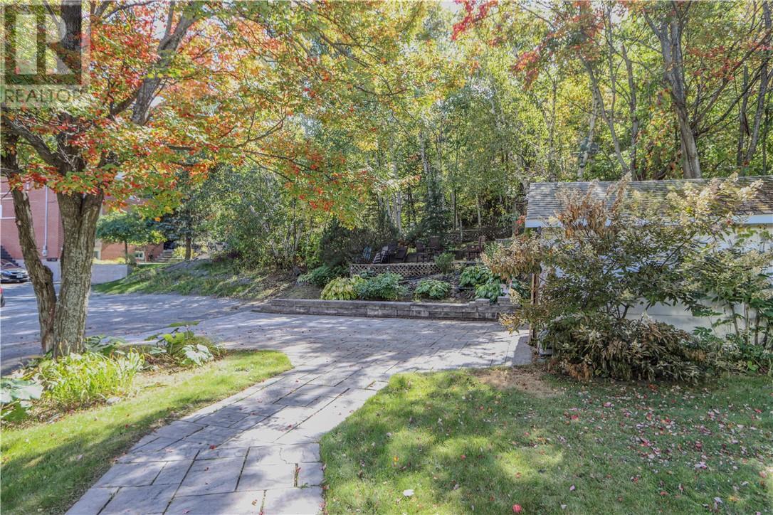 105 Wembley Drive - Image 69