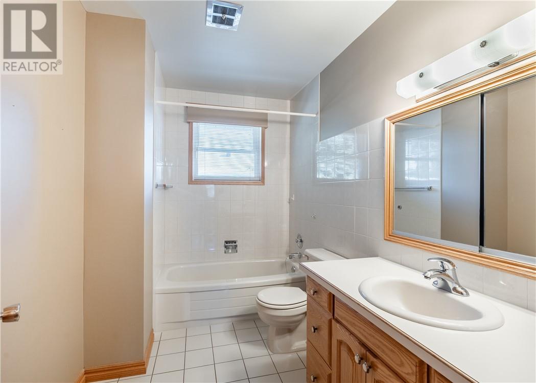 84 Neelon Avenue - Image 17