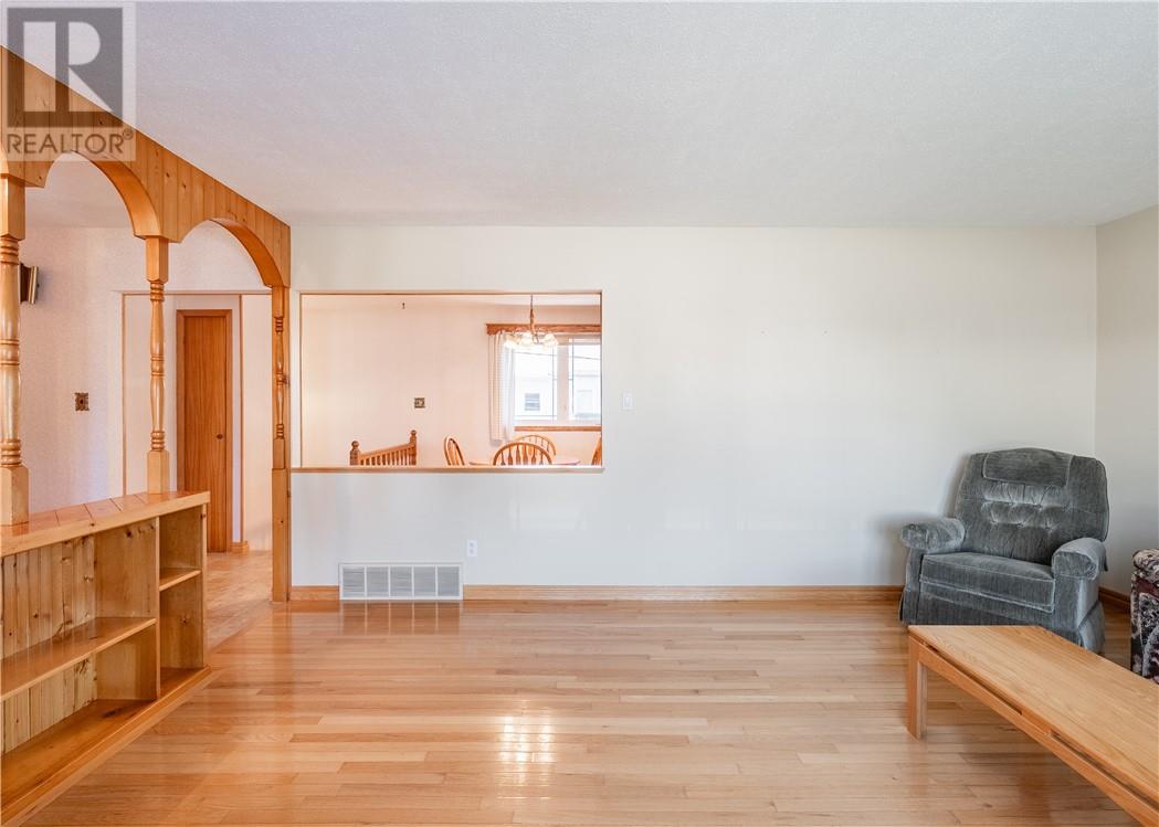84 Neelon Avenue - Image 4