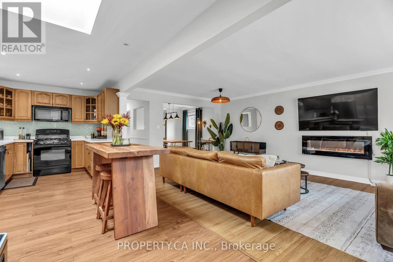 833 KROSNO BOULEVARD - 20