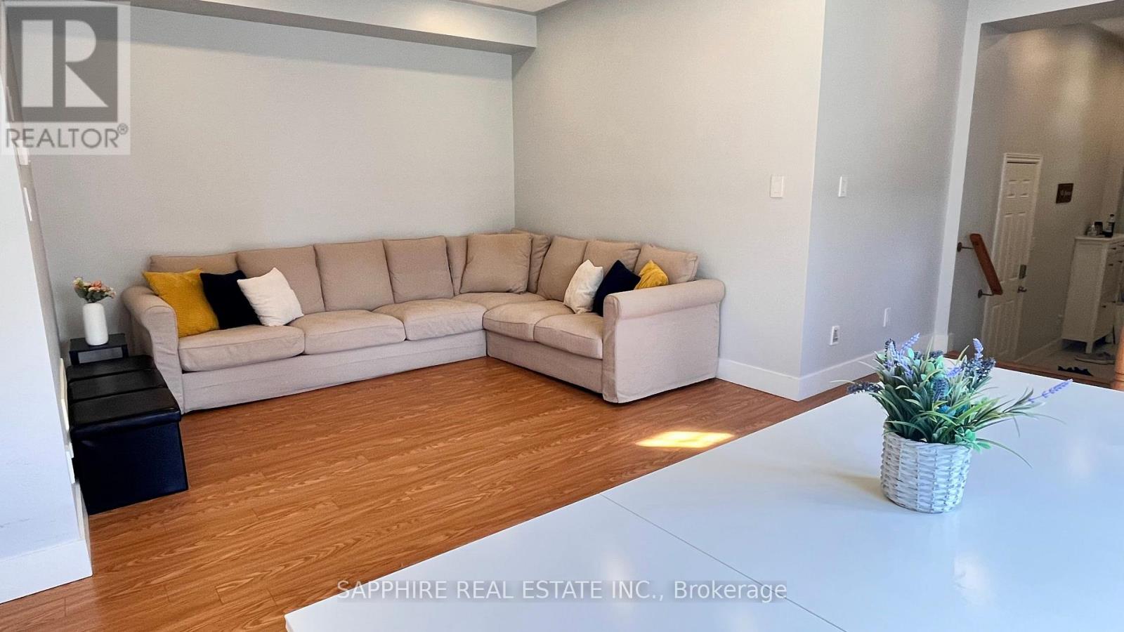1261 Sim Place — photo 11