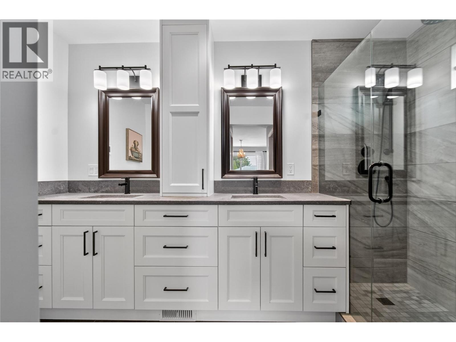 1070 MacCleave Avenue - 20