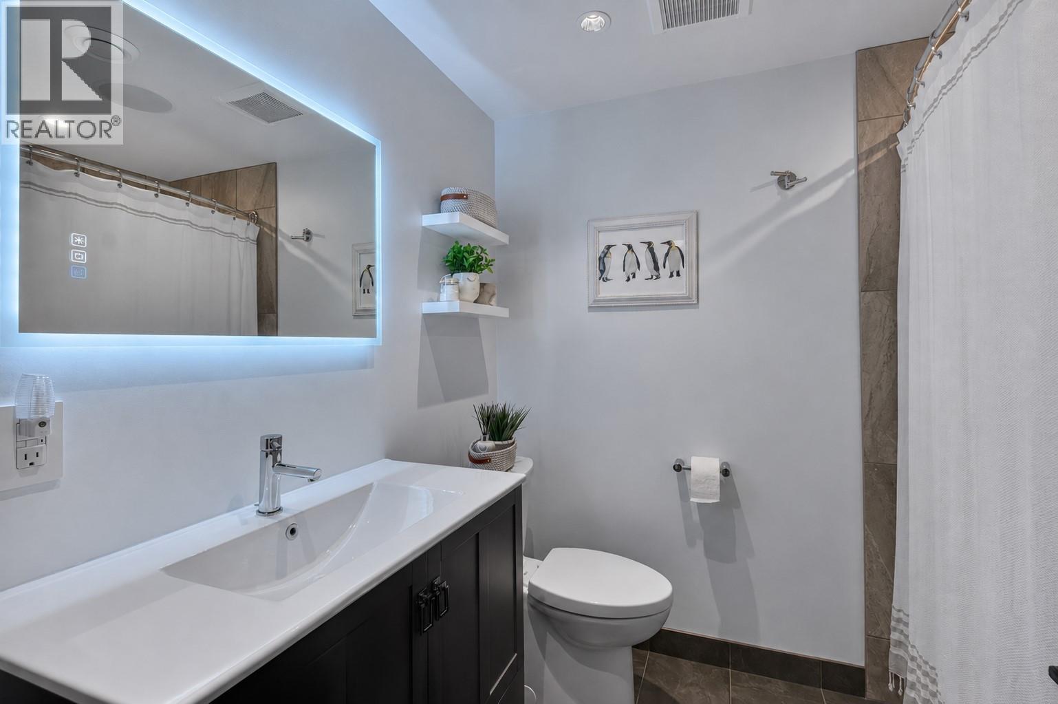 1070 MacCleave Avenue - 37