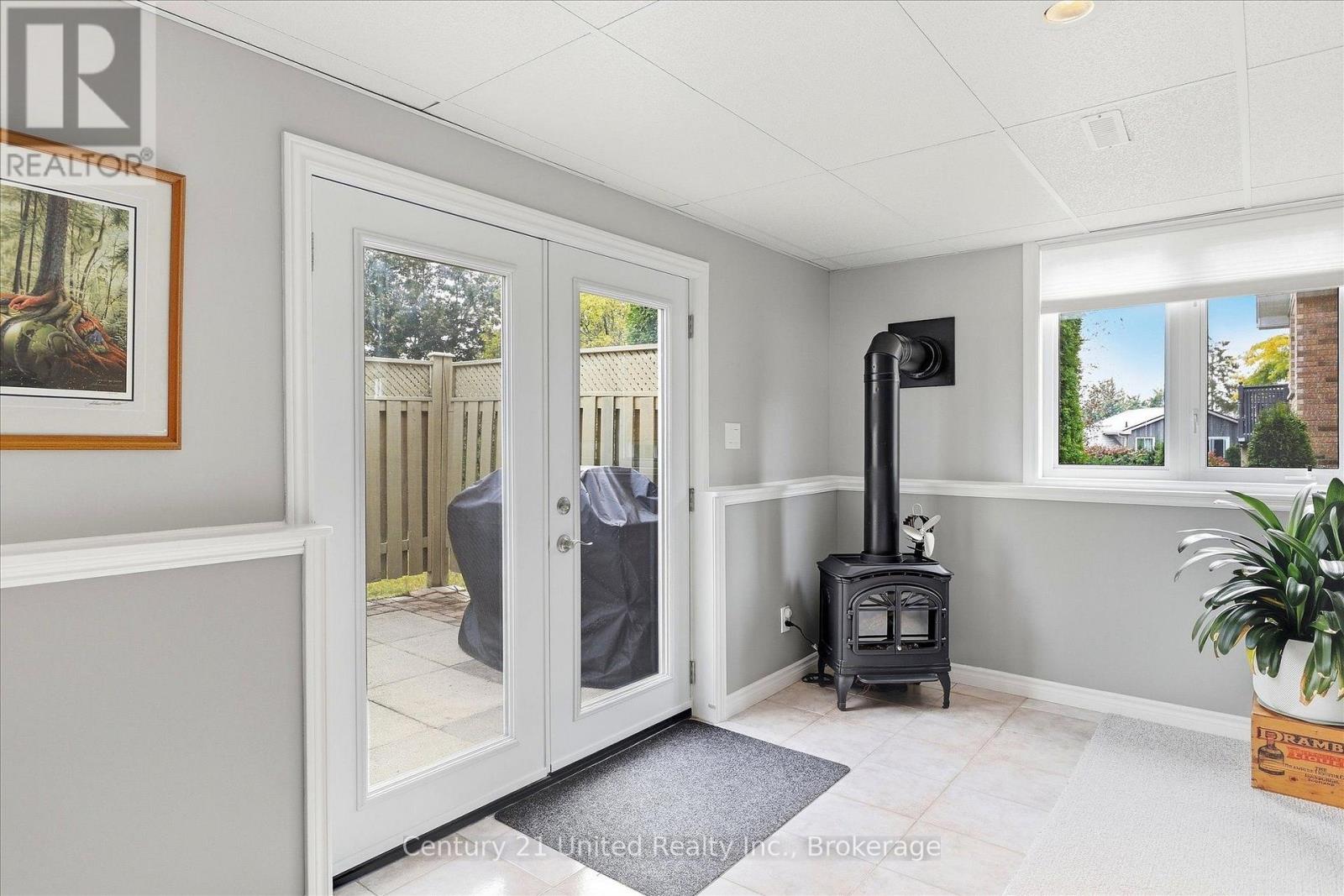 2318 SUMAC STREET - Image 26