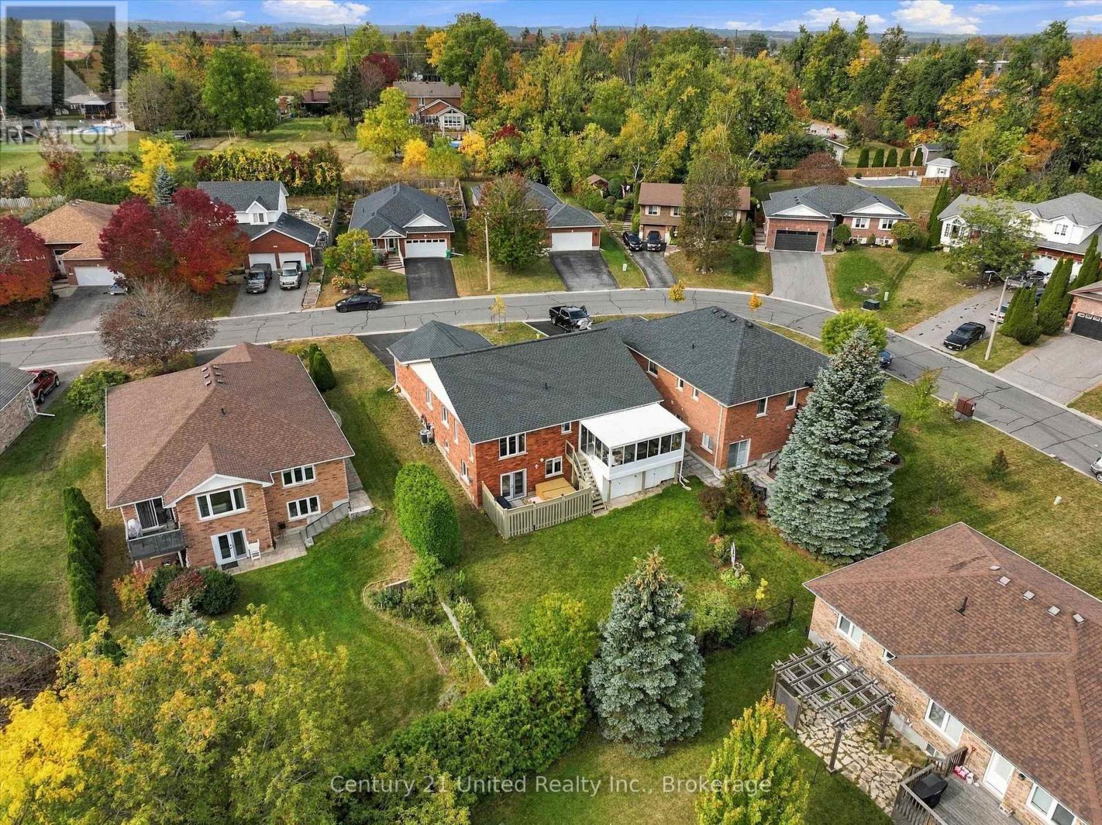 2318 SUMAC STREET - Image 37