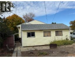 301 5th Avenue W, Kindersley, SK S0L1S0 Photo 26