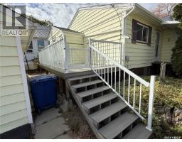 301 5th Avenue W, Kindersley, SK S0L1S0 Photo 32