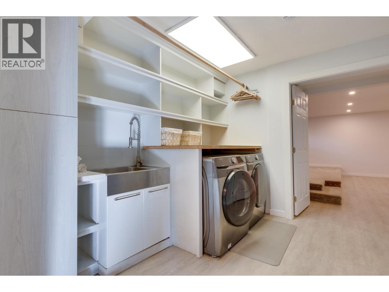 Photo 27 of 40 — 534 RUNNALLS AVENUE · Prince George, BC