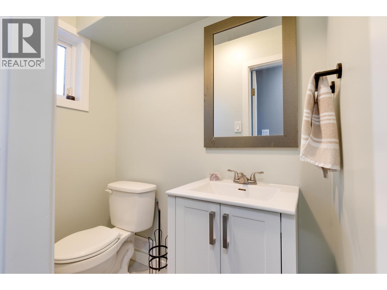Photo 30 of 40 — 534 RUNNALLS AVENUE · Prince George, BC