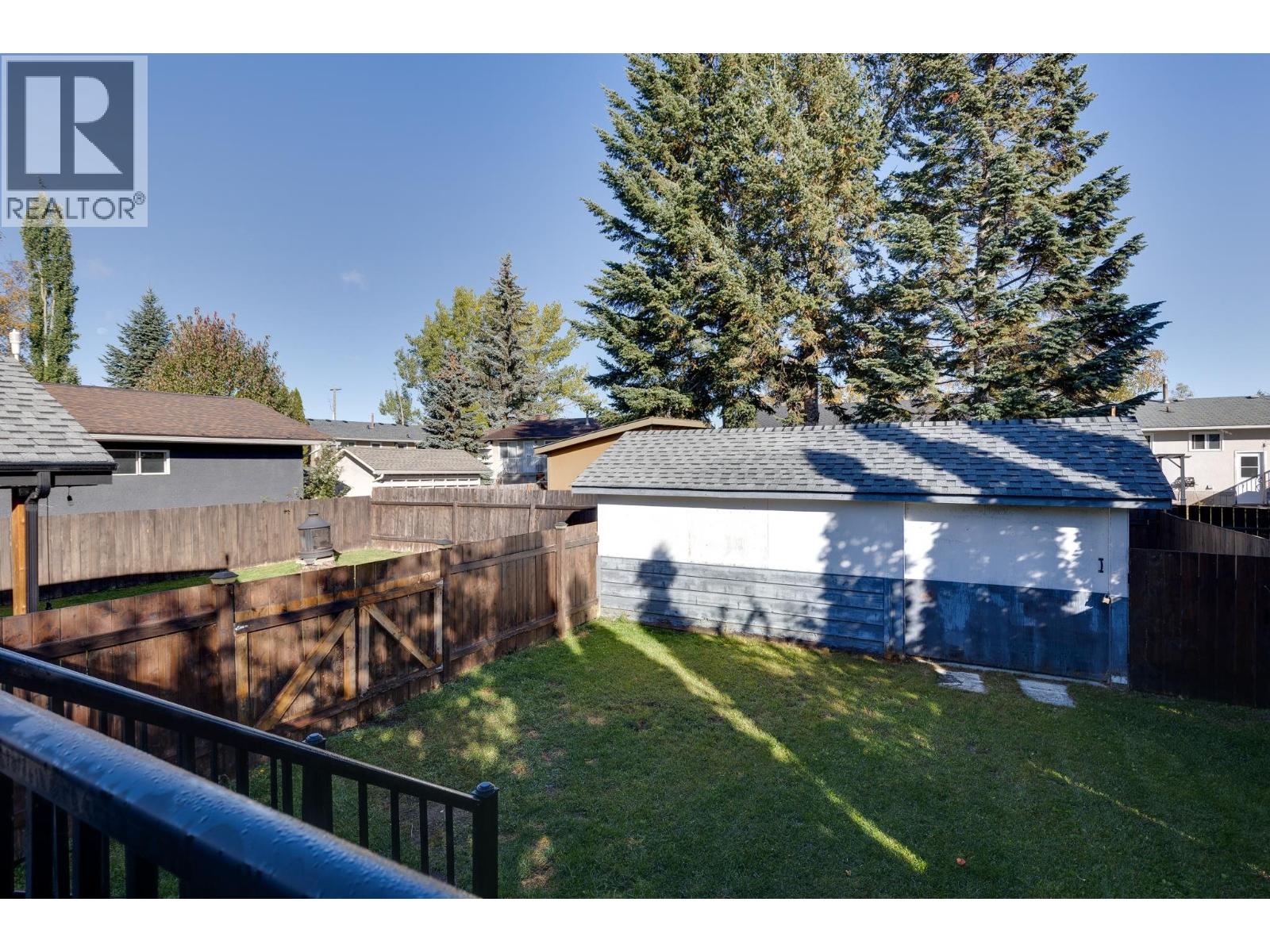 534 RUNNALLS AVENUE - 40