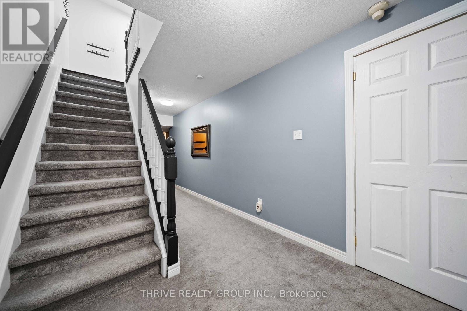 70 PINEBROOK COURT - Image 32