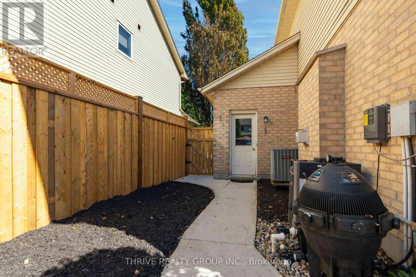 70 PINEBROOK COURT - 49