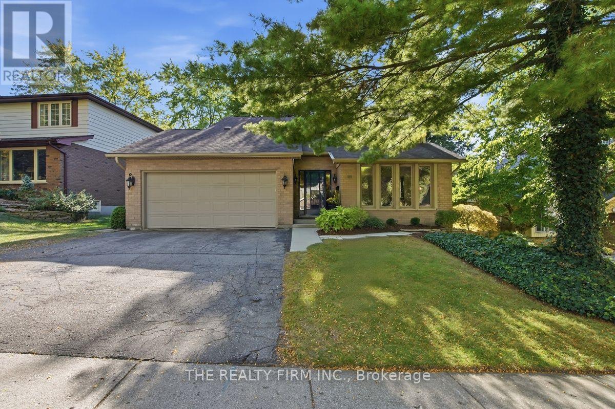 11 SOMERSET CRESCENT
