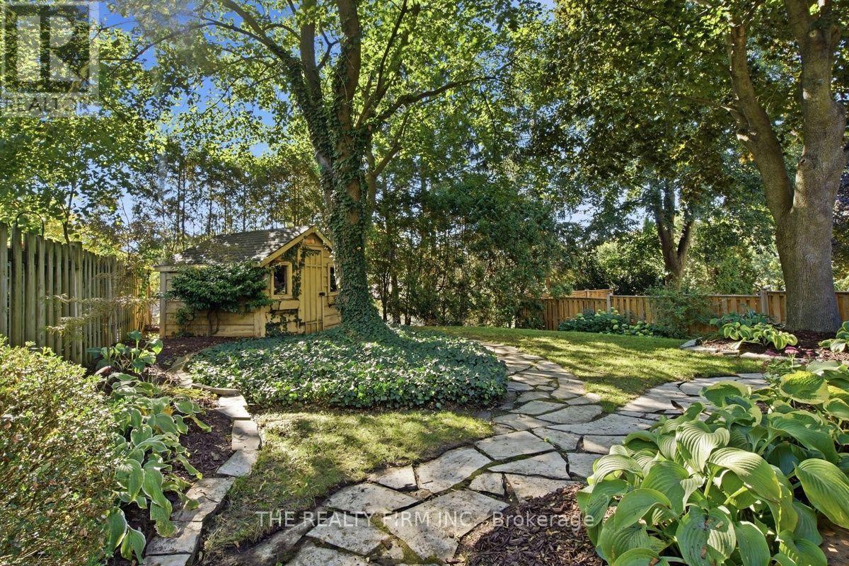 11 SOMERSET CRESCENT - Image 39
