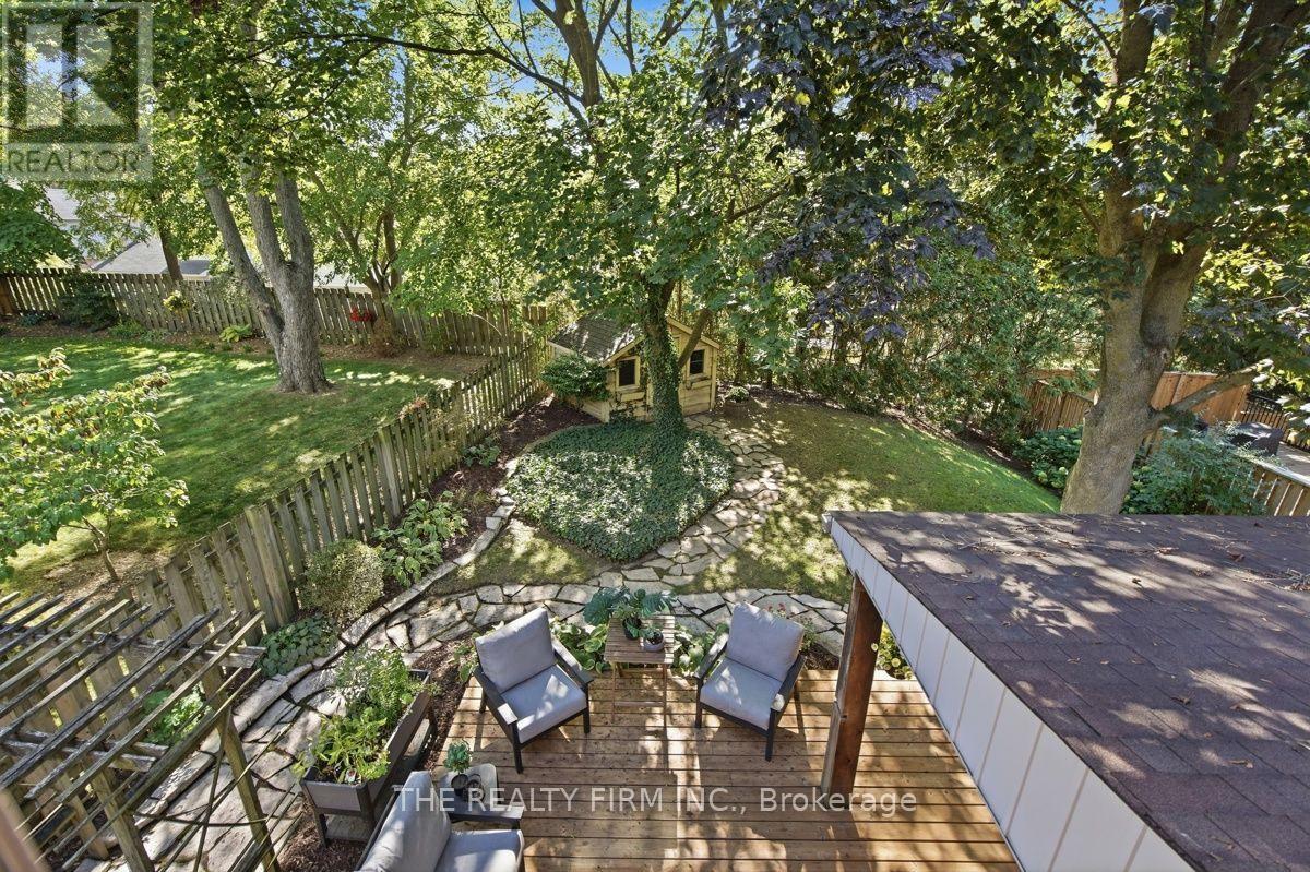 11 SOMERSET CRESCENT - Image 44