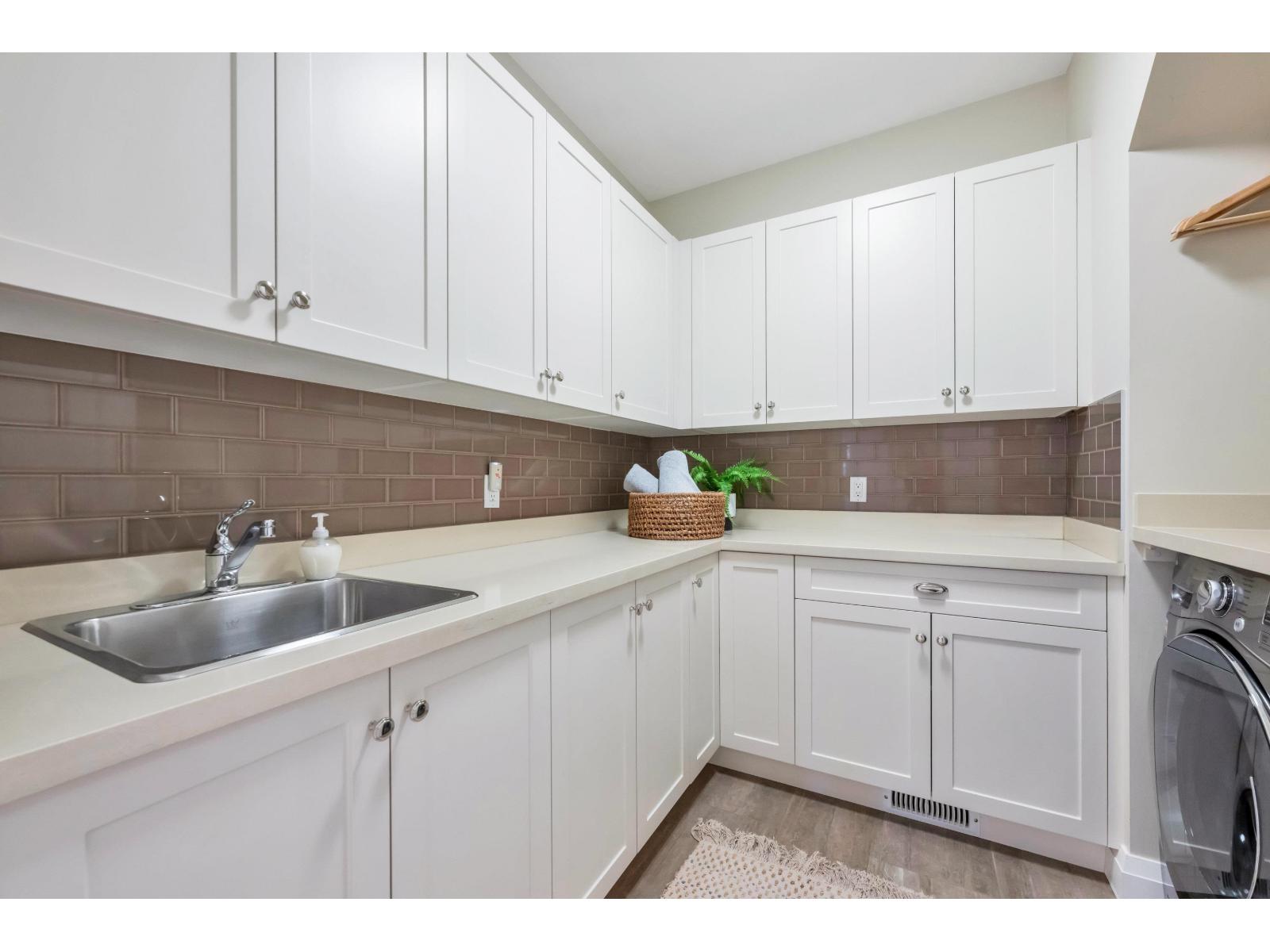 5 Bed, 5 Bath House for Sale in Langley – 9128 EDAL STREET, Langley – MLS# R3171337 - Image 23