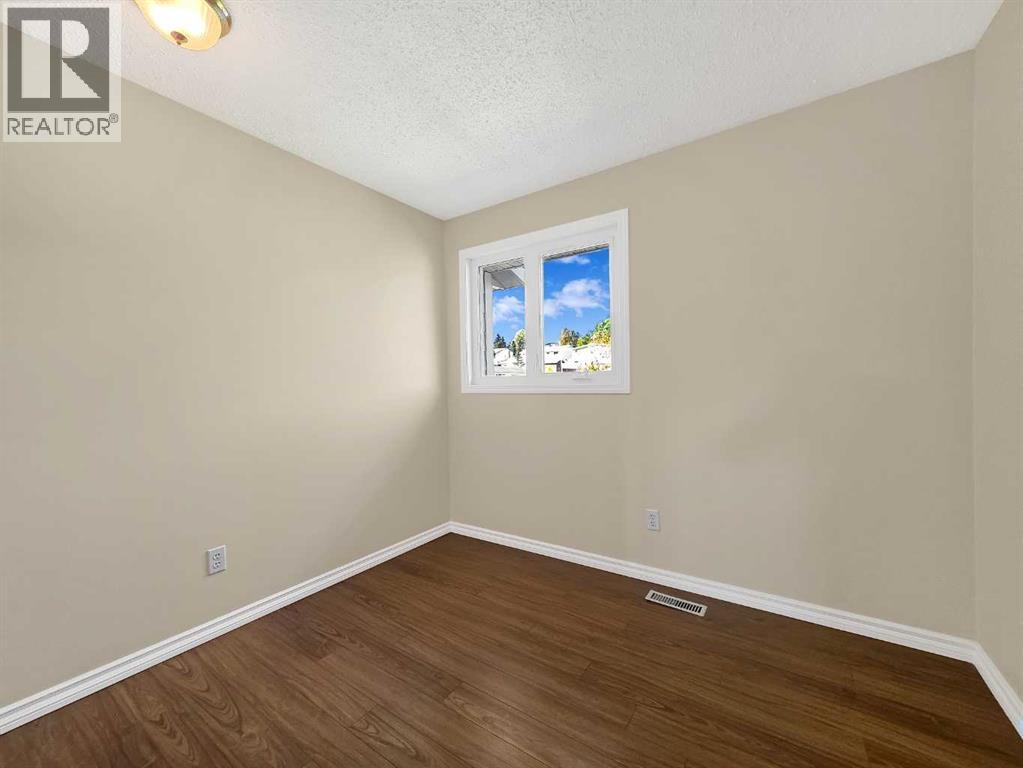 5 97 Avenue - 14