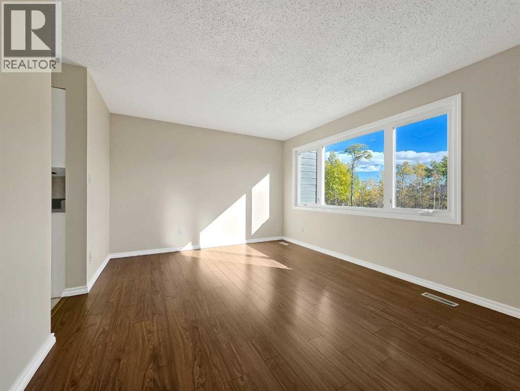 5 97 Avenue - 8