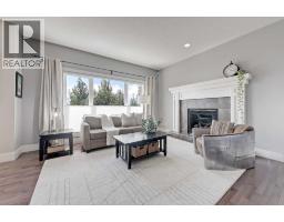 2pc Bathroom - 64 Heritage Green, Cochrane, AB T4C0L3 Photo 6
