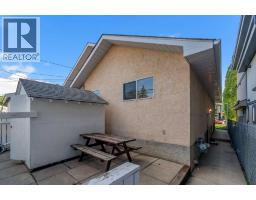 4736 17 Avenue NW - photo 28