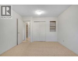 4736 17 Avenue NW - photo 17