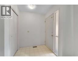 4736 17 Avenue NW - photo 4