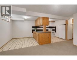 4736 17 Avenue NW - photo 19