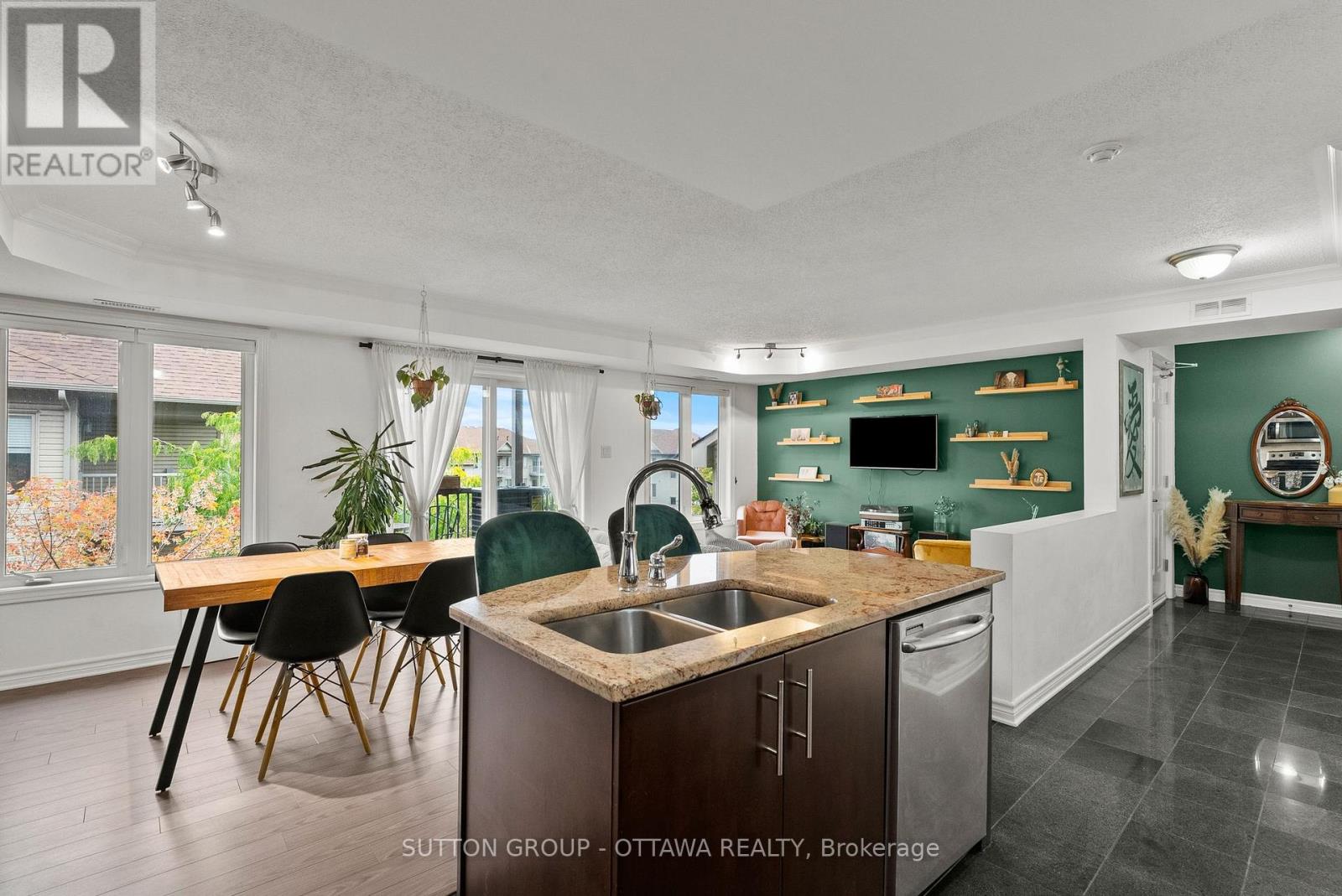 #7 565 STONEFIELD PRIVATE - Image 15