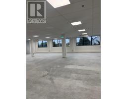 205 - 31 Northside Road, Ottawa, ON K2H8S1 Photo 6