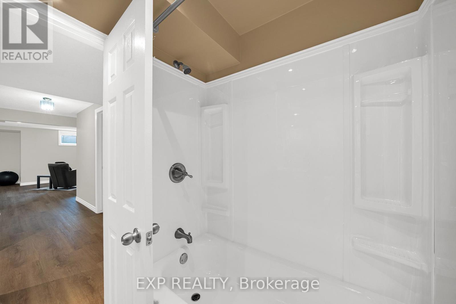 223 MONTEREY DRIVE - Image 29