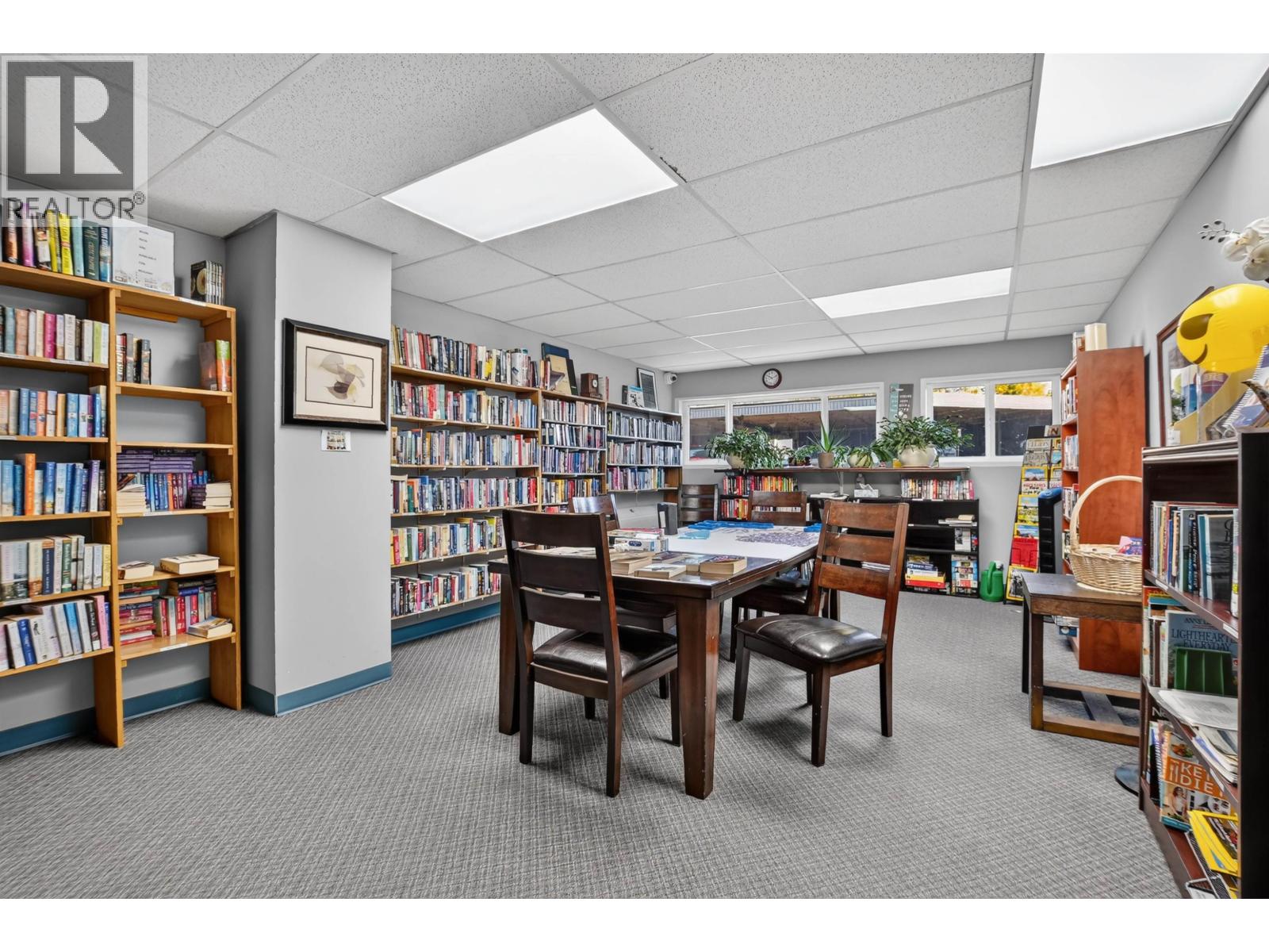 #110 4288 15TH AVENUE - Image 23