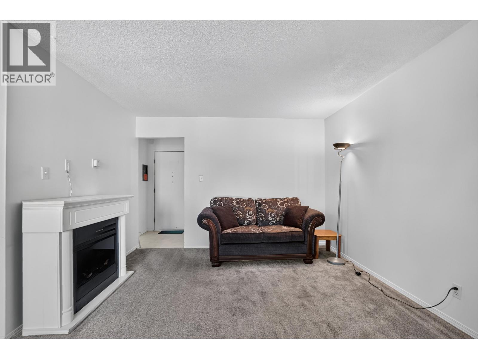 #110 4288 15TH AVENUE - 8