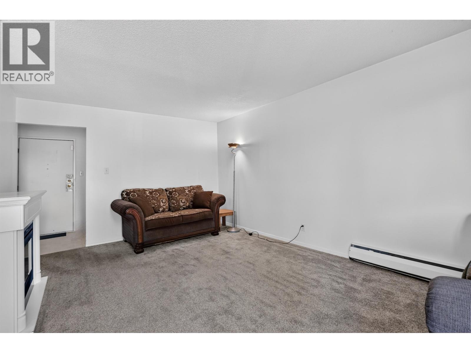 #110 4288 15TH AVENUE - 9