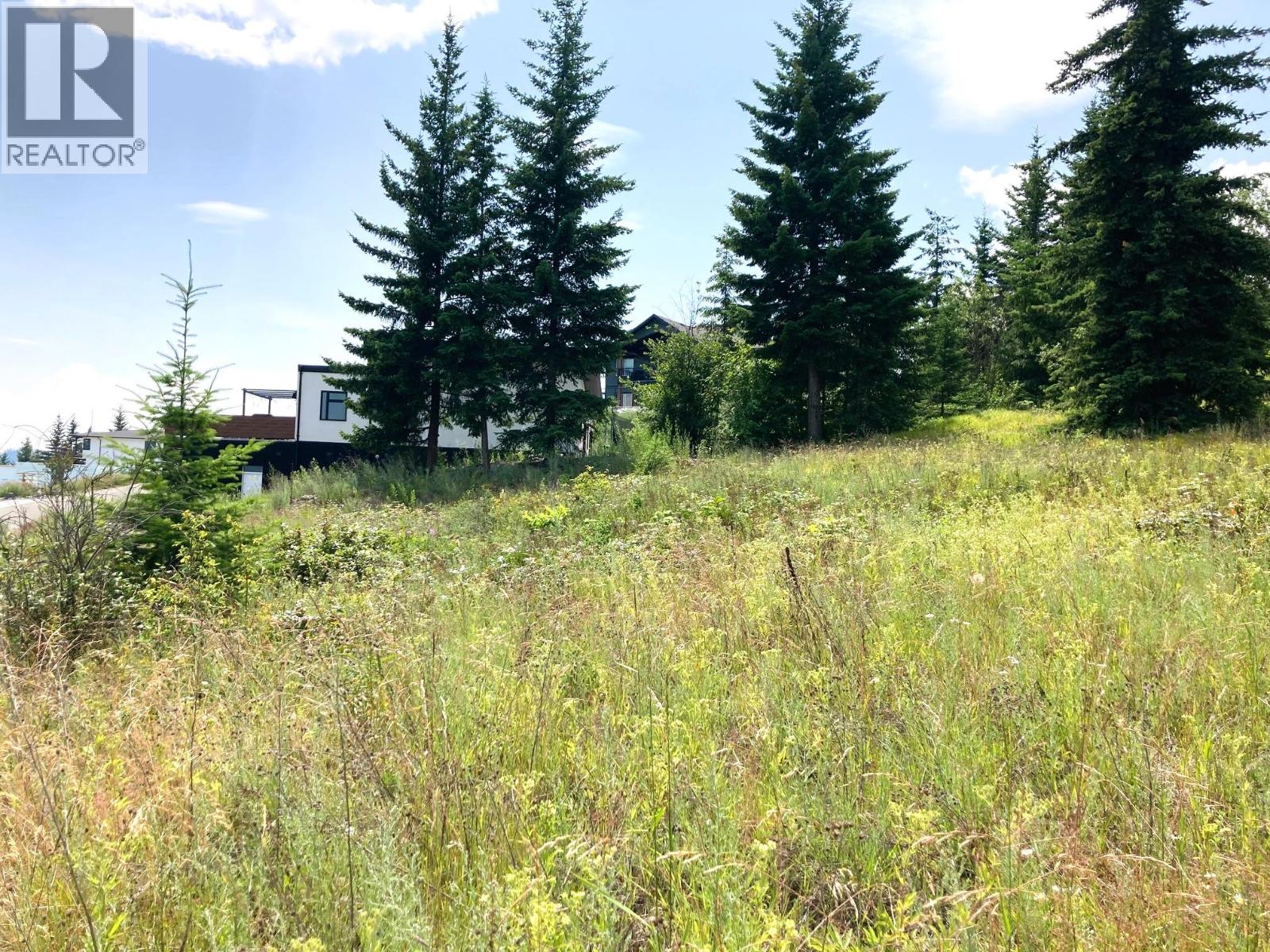  2555 Highlands Drive, Blind Bay