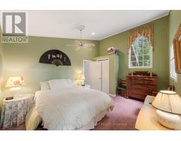 300 & 302 Isobel Lane, Tay Valley, ON K7H3L8 Photo 35